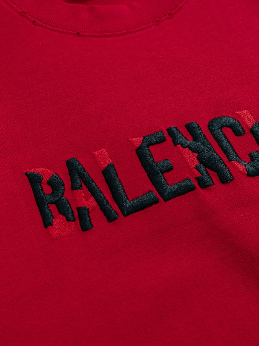 P100✨🔥 [BALENCIAGA] 2026FW short-sleeved T-shirt Premium 26s double yarn 300g fabric embroidery fraying process Color: Black White Red Size: S M L XL 2XL